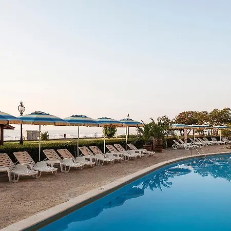 Grifid Encanto 4* Varna